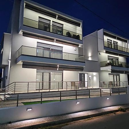 Elinor Apartments Flogita Exteriér fotografie