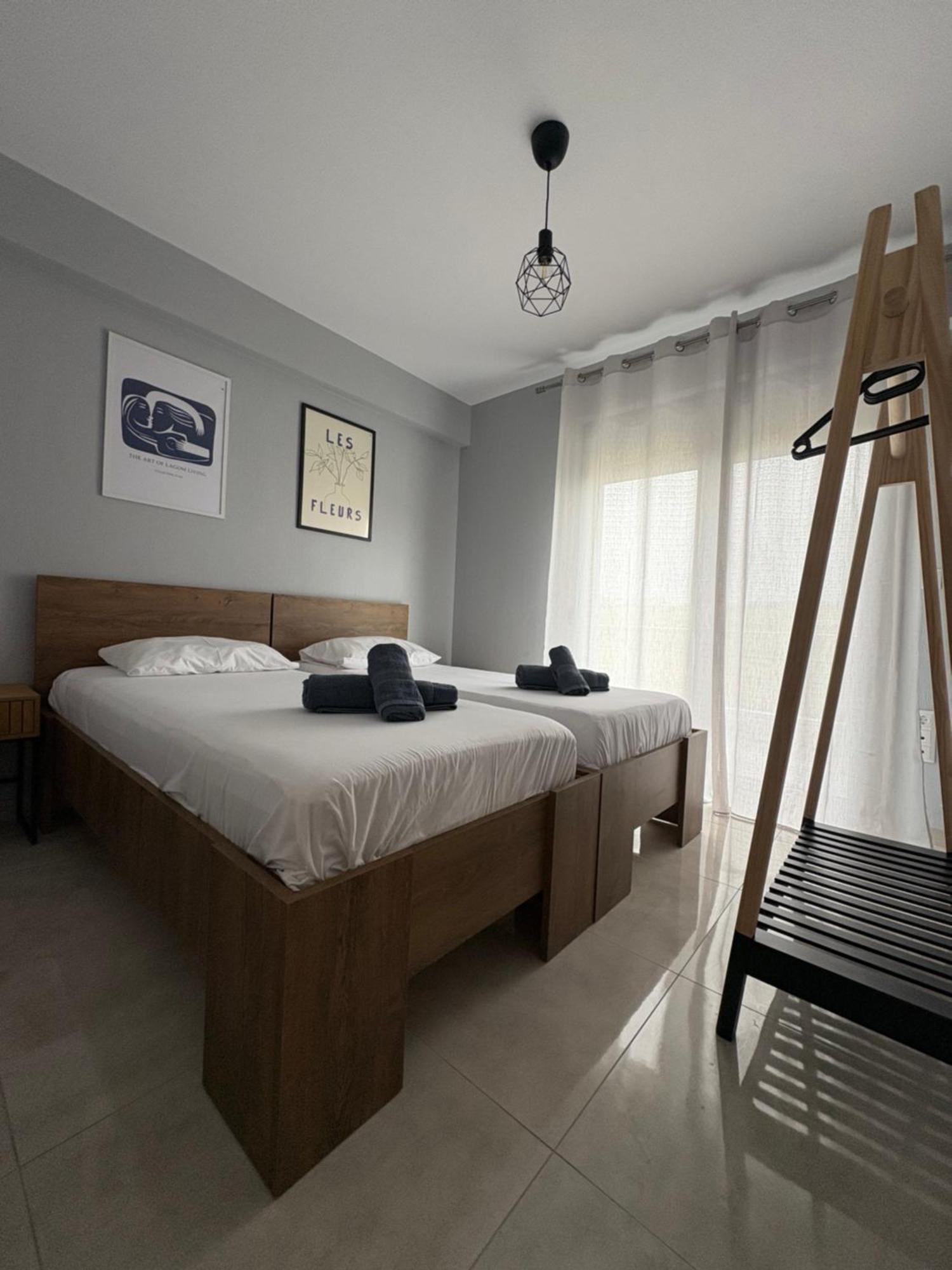 Elinor Apartments Flogita Exteriér fotografie