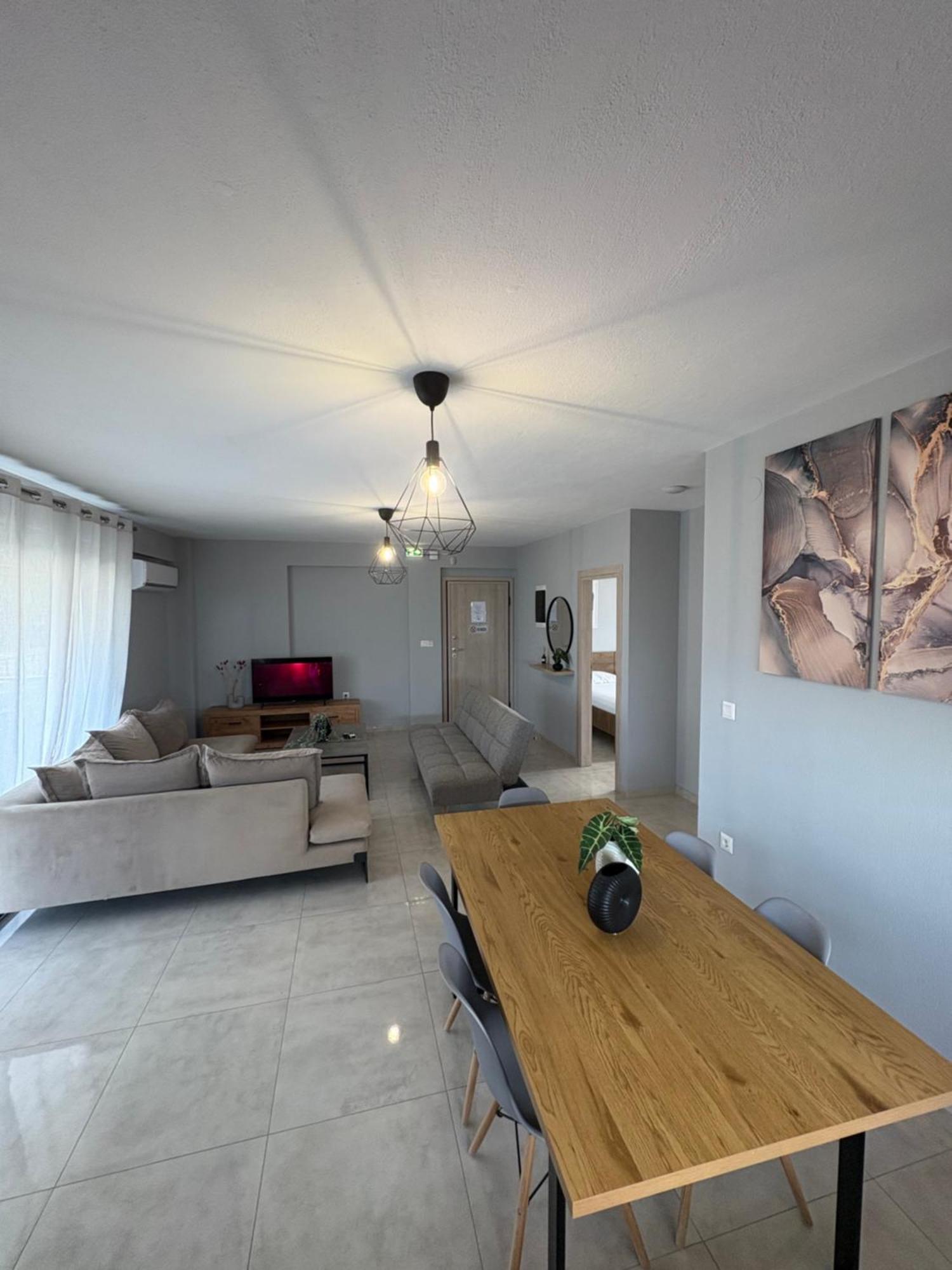 Elinor Apartments Flogita Exteriér fotografie