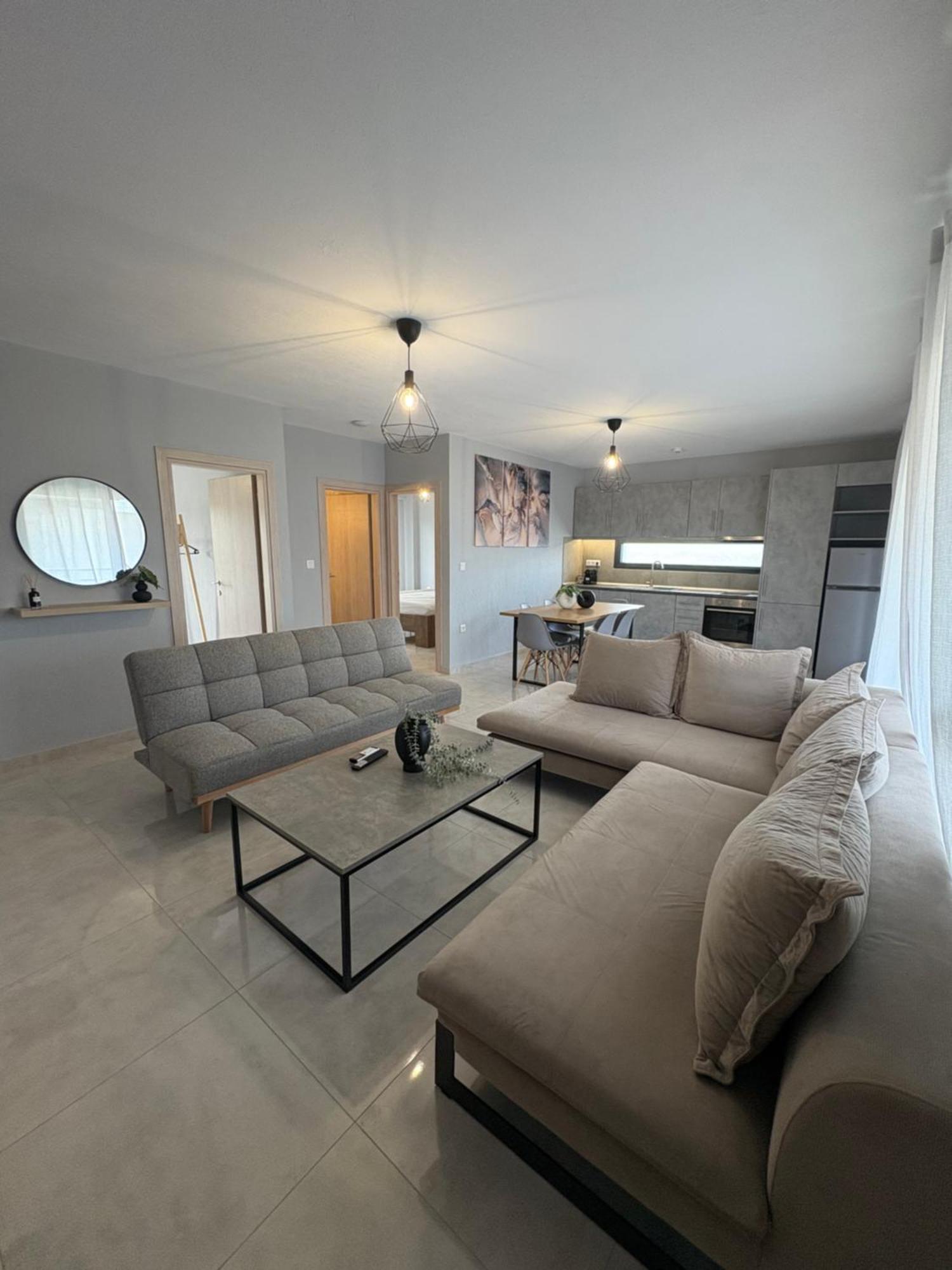 Elinor Apartments Flogita Exteriér fotografie