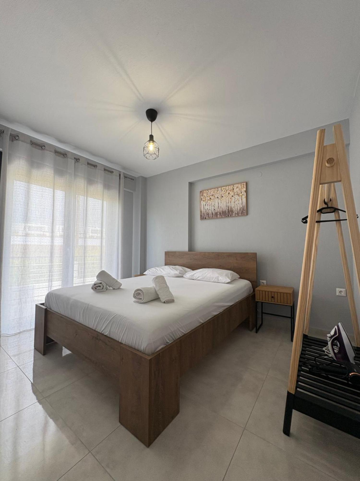 Elinor Apartments Flogita Exteriér fotografie